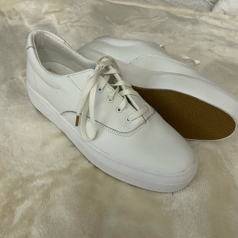 🆕White Platform Leather Ked Sneakers